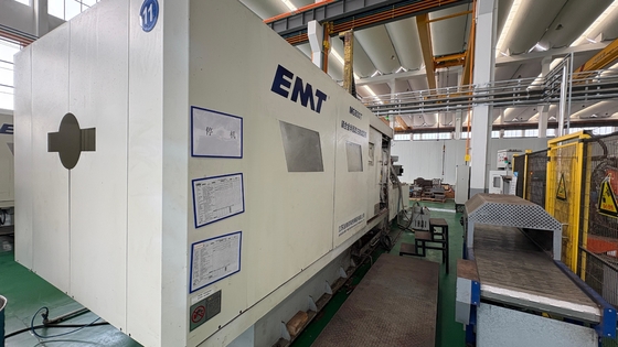 Giá tốt. Máy đúc thixomolding hiệu suất cao cho đúc đúc hợp kim magiê 8000kN Lực khóa khuôn 105MPa Áp suất tiêm trực tuyến